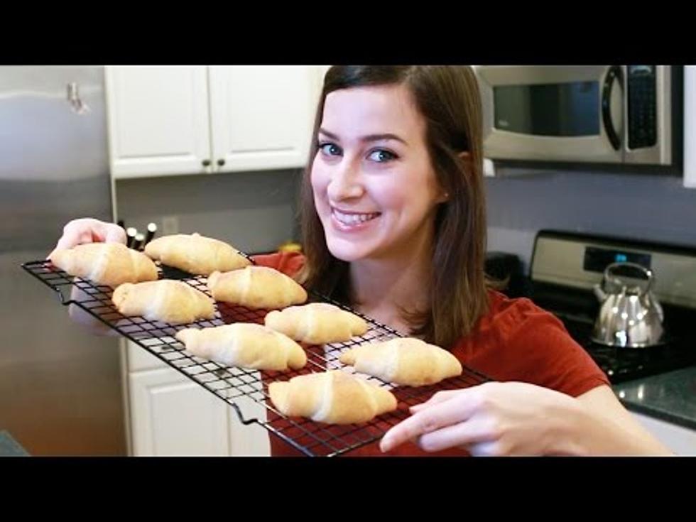 Kelly’s Korner – Holiday Butterscotch Croissant Treats [VIDEO]