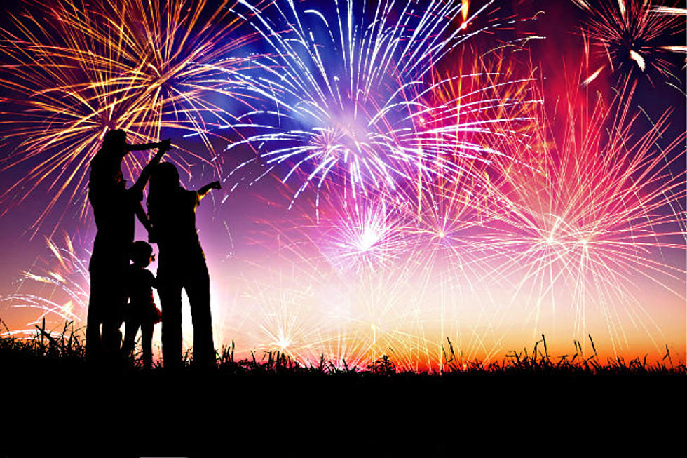 Here’s Where You Can See 4th of July Fireworks in MN
