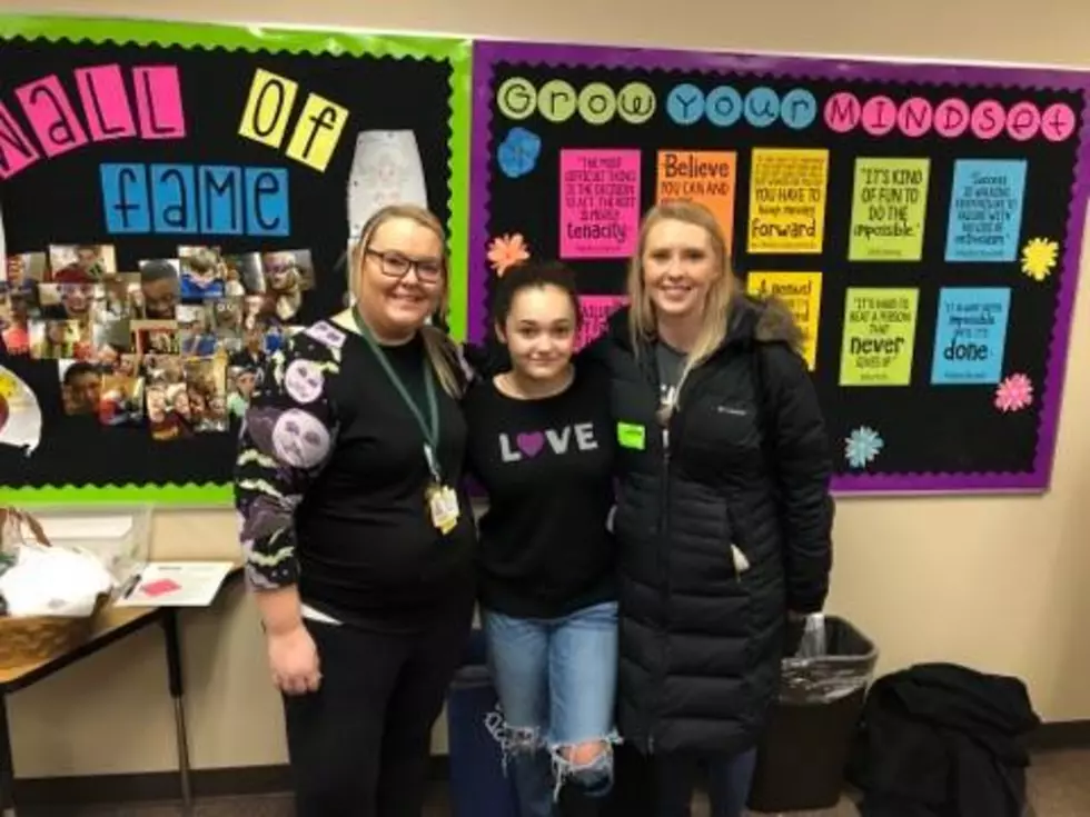 Mix 94.9 Teacher Of The Week: Nicole Bunnell of Sauk Rapids-Rice Middle School