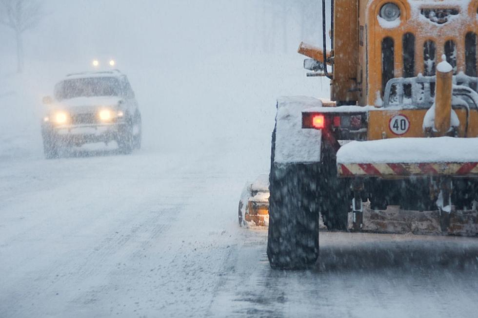 16 Things Every MN Vehicle Needs For A Winter Emergency