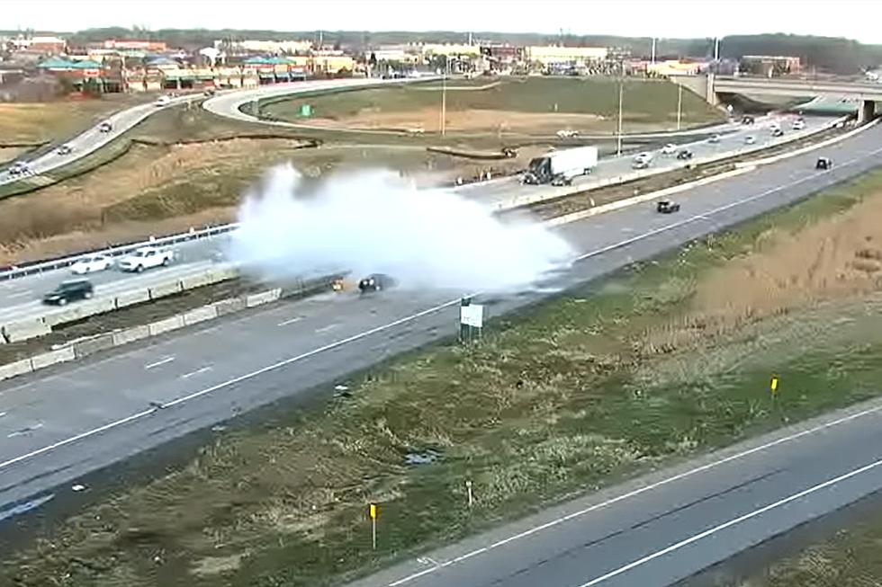 [Video] MN Truck hits Barrier