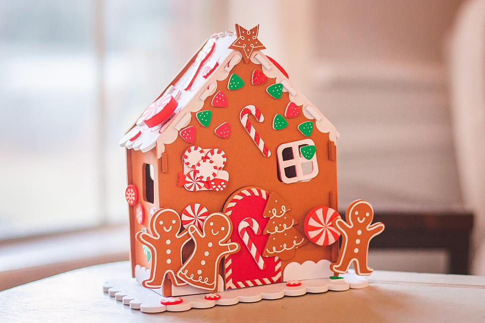 Cold Spring Bakery Hosting Gingerbread House Decorating