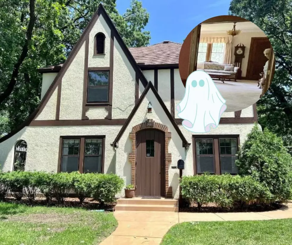 Did I Just Spot An Actual Ghost In This St. Cloud Real Estate Listing? [GALLERY]