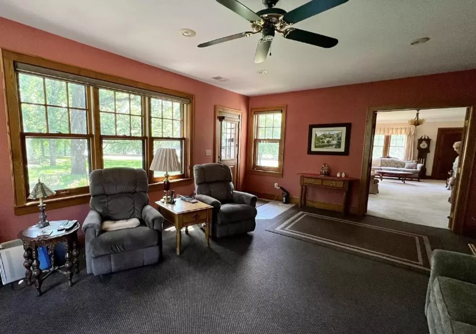 Zillow- Mary Ellen Richter- Castle Realty- John Kerber