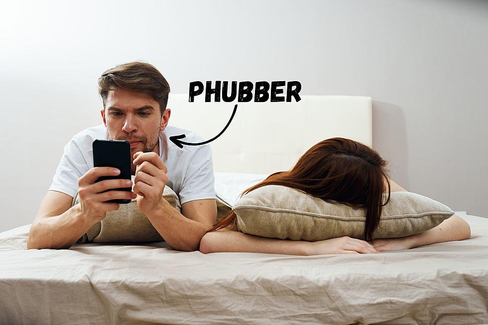 I’ll Admit It, I’m Guilty of Phubbing – Are You a Phubber Too?