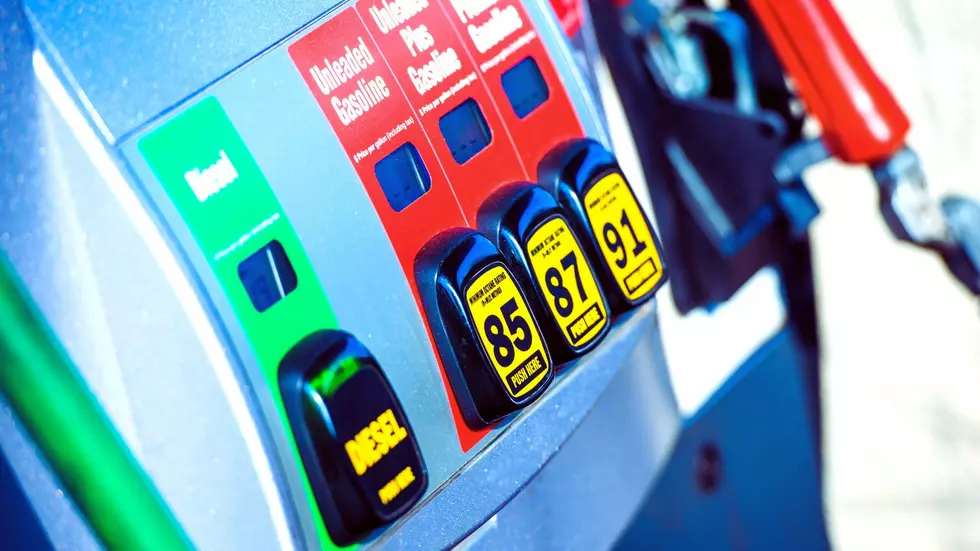Credit: Canva Heres an example of a single hose fuel pump. Multiple types of fuel, but only one hose to fill with.