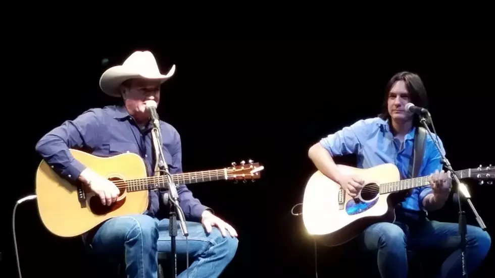 Tracy Byrd in concert
