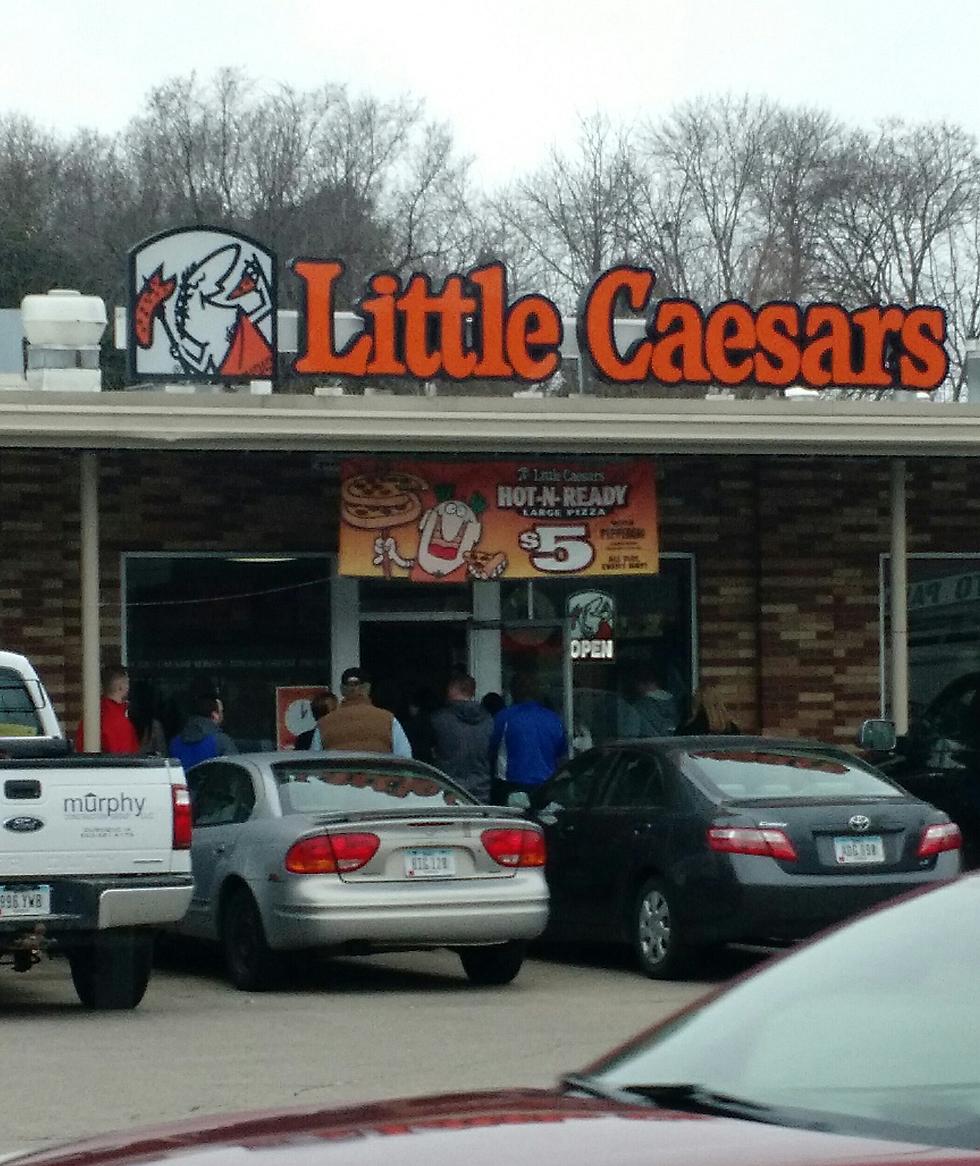 Little Caesers Jammed Packed After Offering Free Lunch