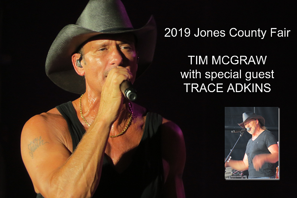 Tim McGraw and Trace Adkins Perform @ Jones County Fair