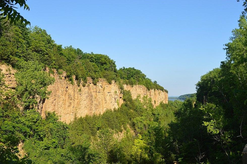 5 Must do Hikes and Trails of the Dubuque Area