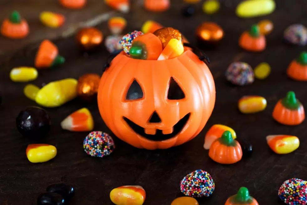 This Iconic Halloween Candy Sells 9 Billion Pieces Annually