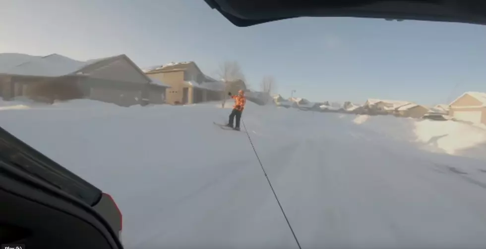 Jeep Pulls Skier Down Snowy Southern Minnesota Roads [WATCH]