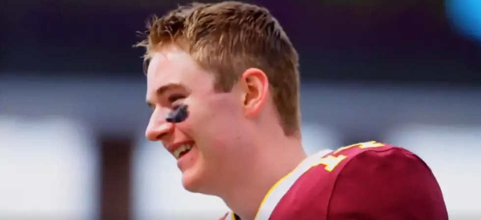 Four-Time Cancer Survivor Made His Gophers Debut This Weekend