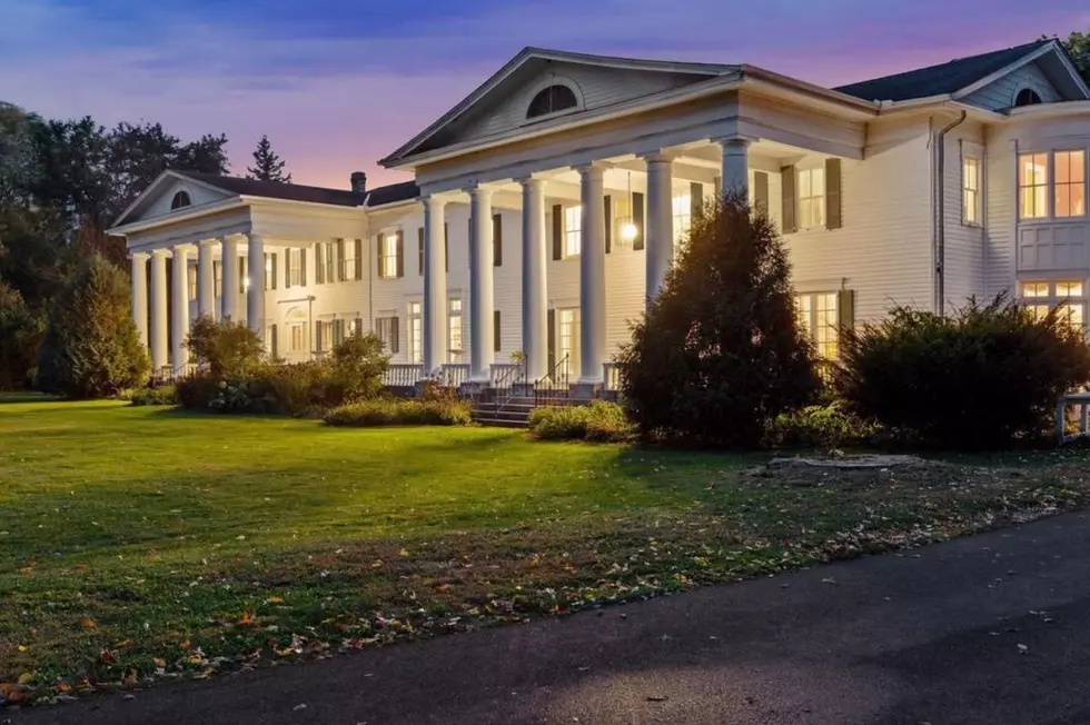See Inside This ‘For Sale’ Minnesota Home That’s Hosted 4 US Presidents
