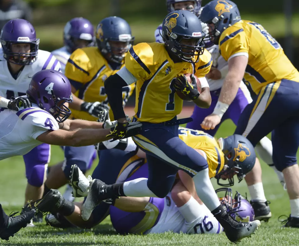 Carleton Hosts Augsburg on POWER 96