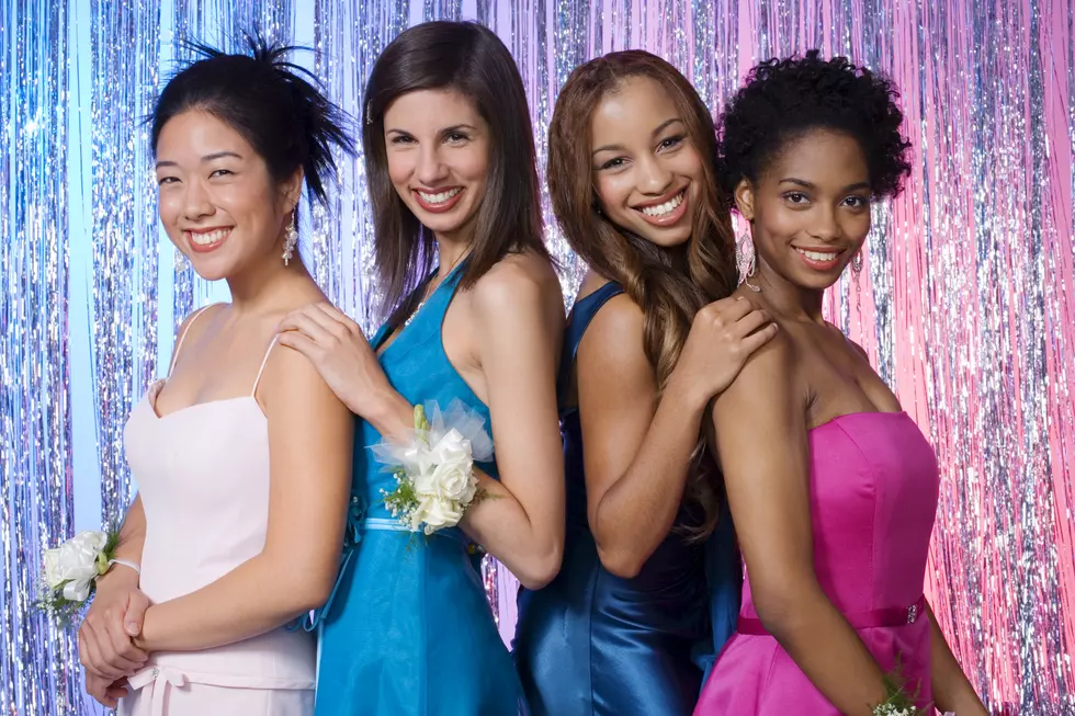 Cinderella’s Closet at Hope Provides Dresses for Prom