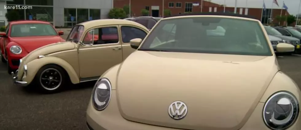 Last Volkswagen Beetle Rolls Off Assembly Line