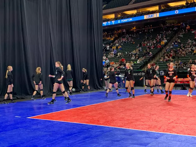 Waterville-Elysian-Morristown Volleyball Breezes Into Semifinals