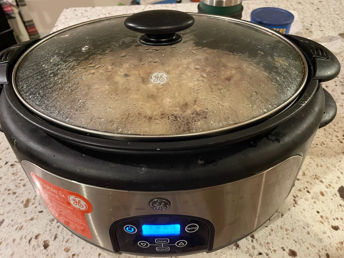 https://townsquare.media/site/685/files/2021/12/attachment-My-Slow-Cooker.jpg?w=1200&h=0&zc=1&s=0&a=t&q=89