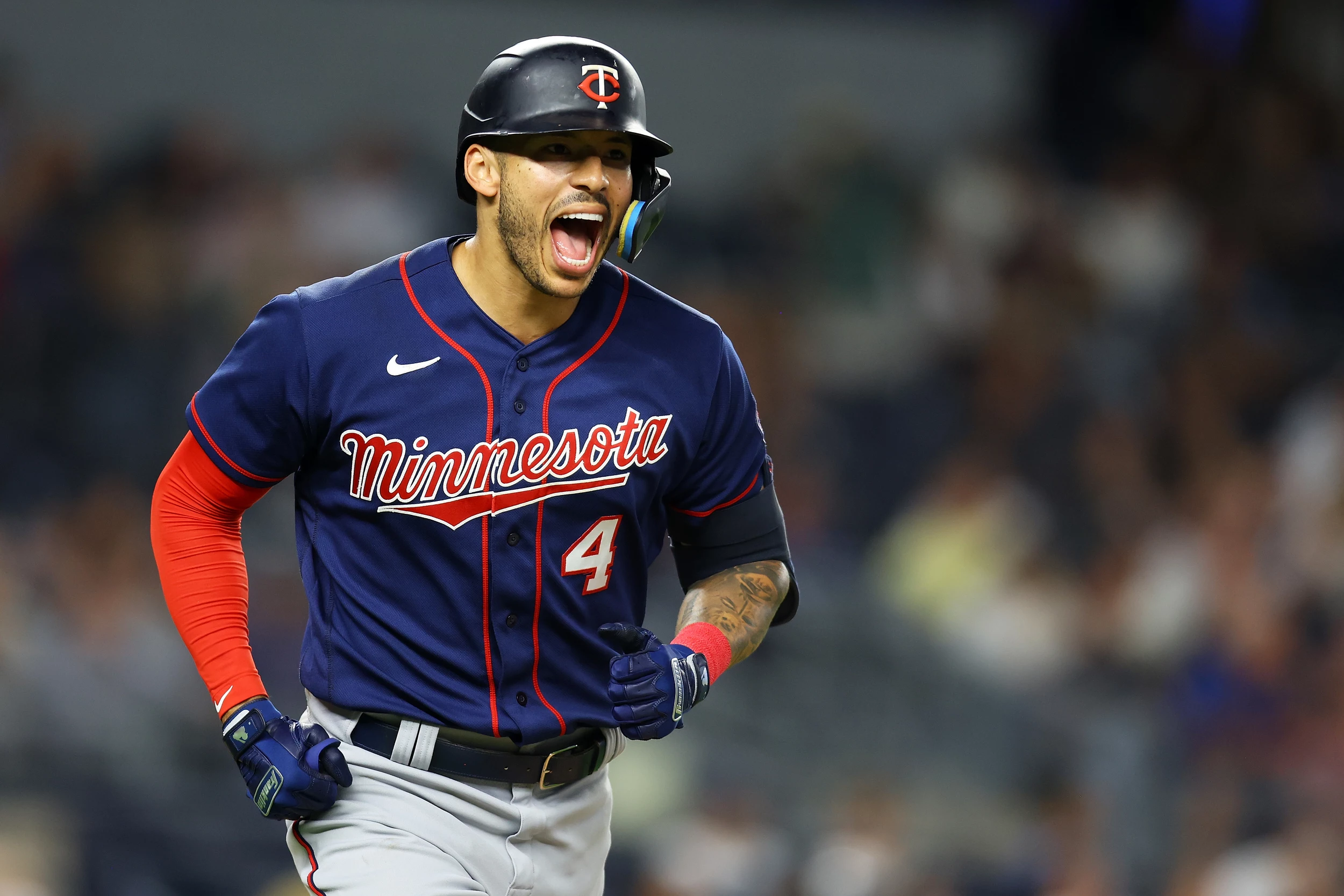 Carlos Correa deal: All-Star shortstop passes Twins physical to complete  six-year, $200M deal after Mets saga 