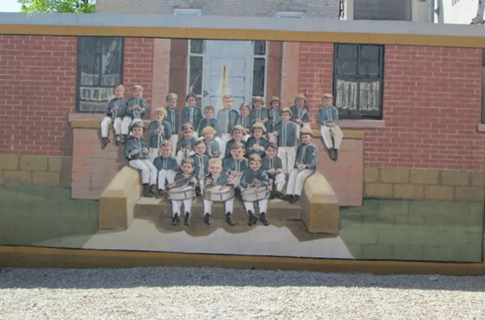 8 Murals in Steele County