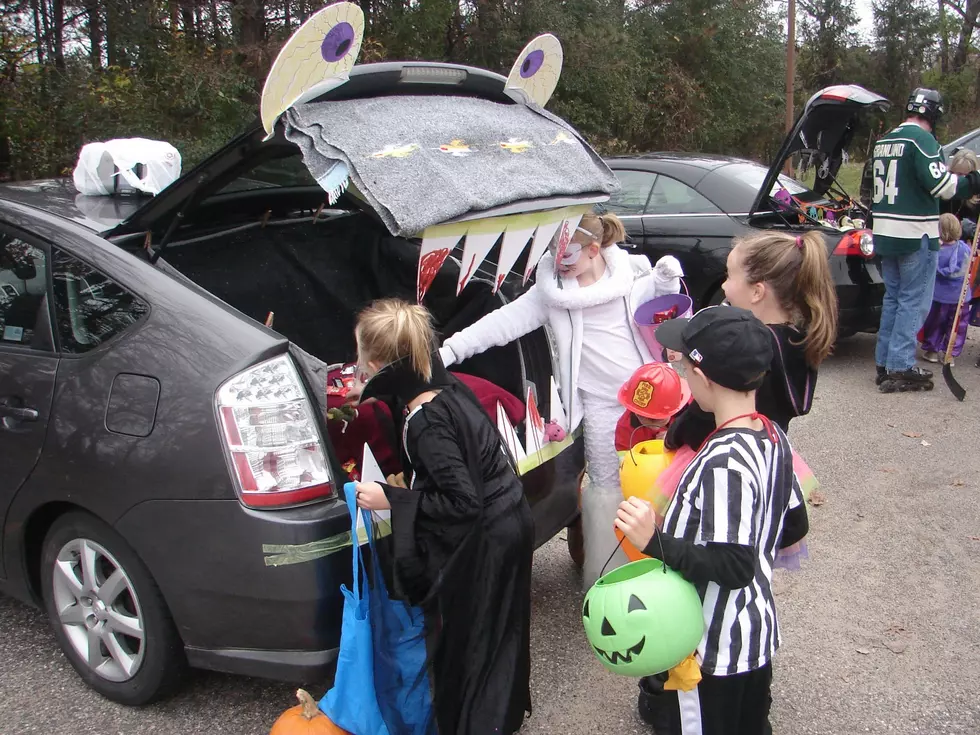 Trunk or Treat Becoming Good Alternative to Traditional Trick or Treating