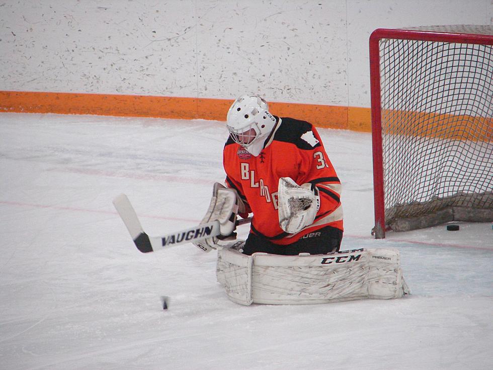 Blades' Goalies Work Together