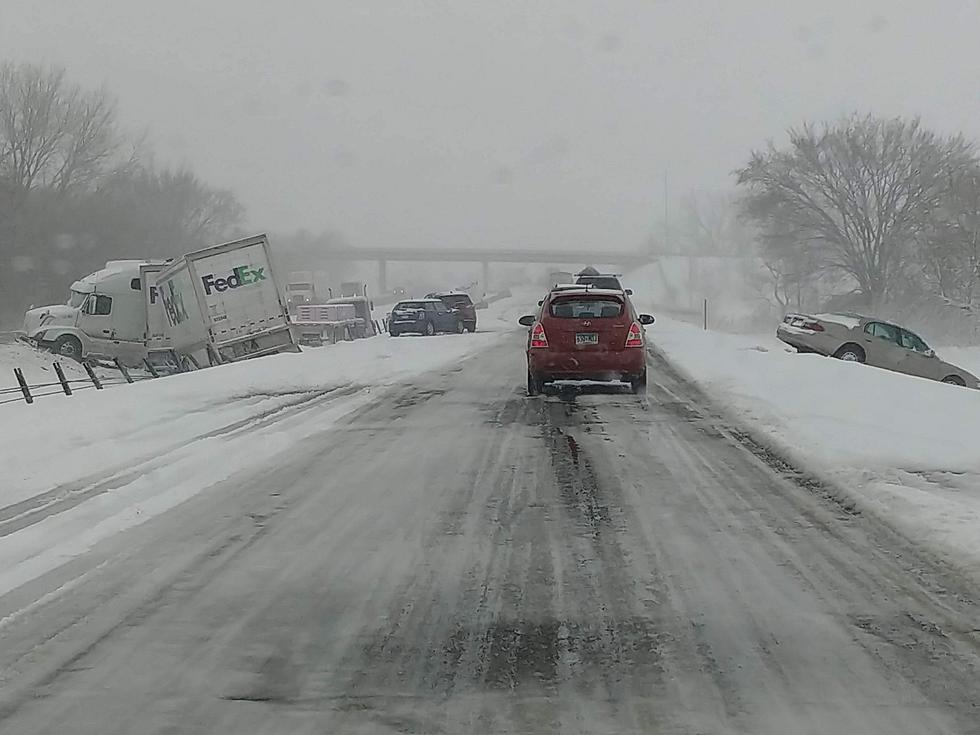 7 Ways to Stay Out of the Ditch During a Winter Storm