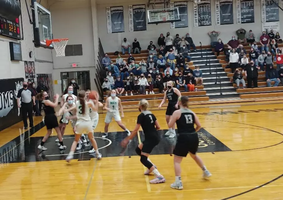 Rally Comes up Short for Blooming Prairie