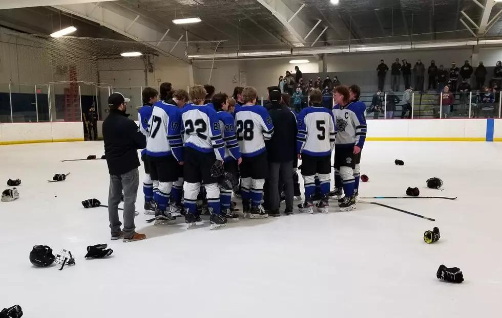 Dodge County Boys Hockey in Class A State Title Game