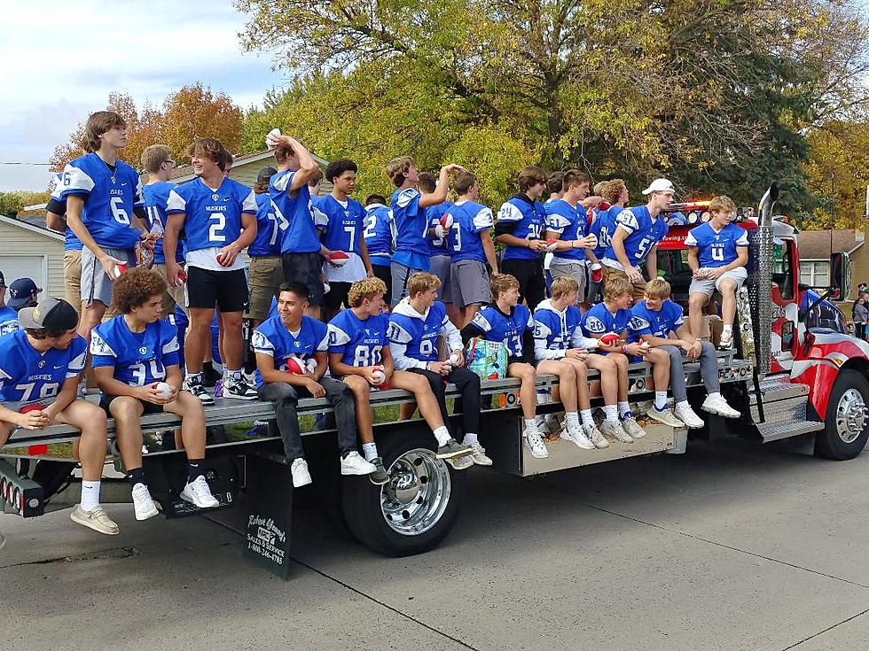 Owatonna Runs Over Rochester for Homecoming Victory
