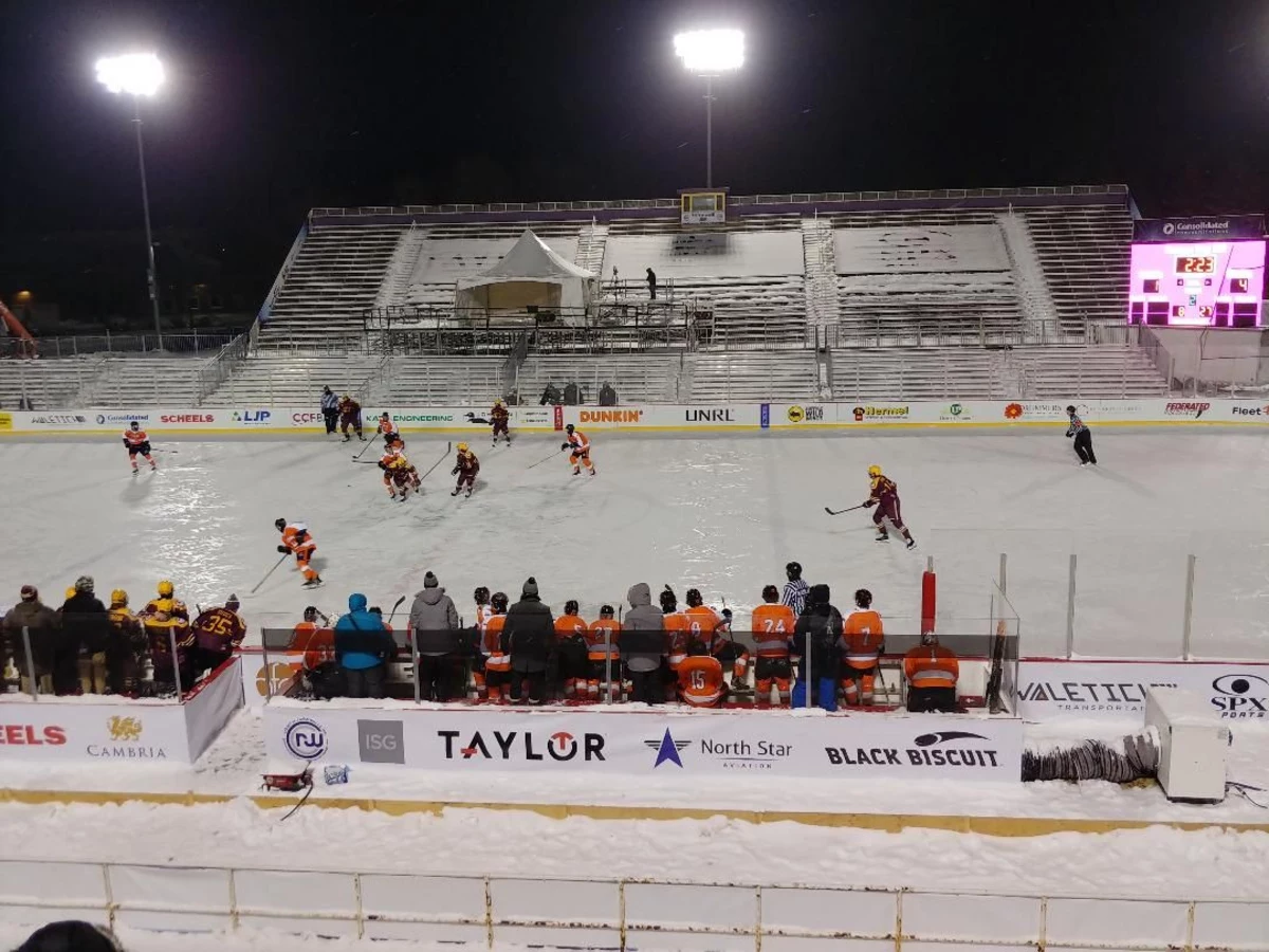 Steele County Blades Win 'Hockey Day MN' Game in Mankato [Gallery