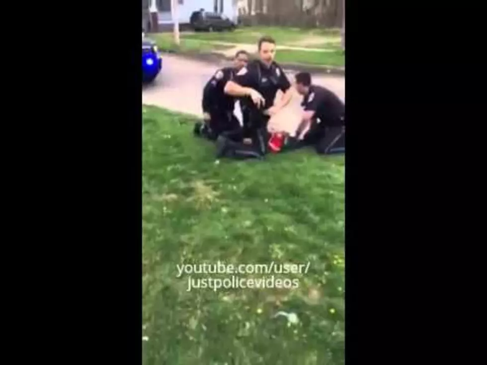 Suspect Bites Kalamazoo Police Officer [VIDEO]