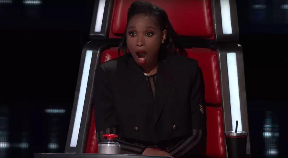 Watch Lansing Singing Cashier On The Voice