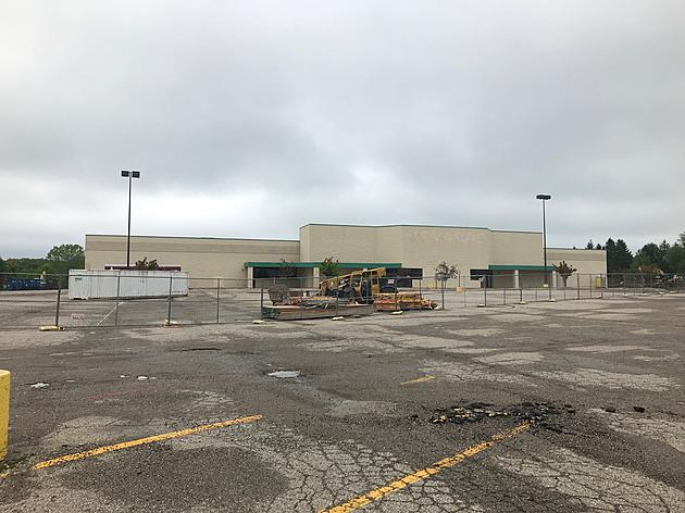 Who&#8217;s Moving Into The Old Menards In Portage?