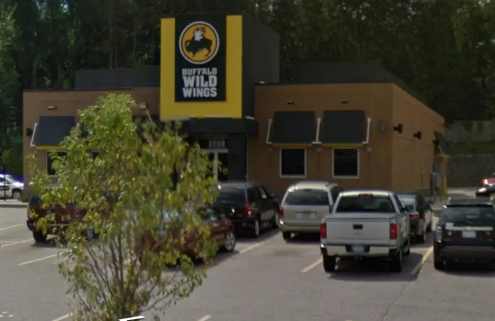 Celebrate Dad At 'B-Dubs' In Kalamazoo and Save Some Cash