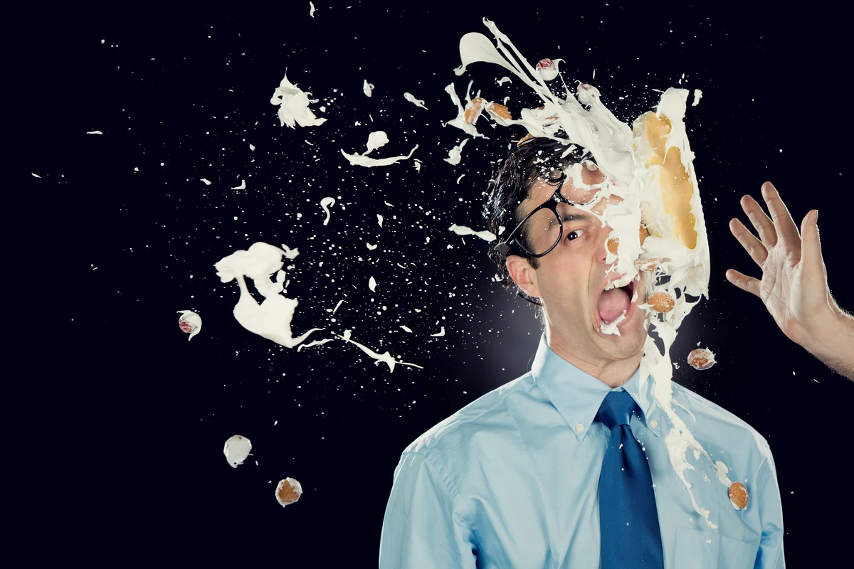 Cake Throw Singer Ohio Police Find The Angry Cake Throwing Woman