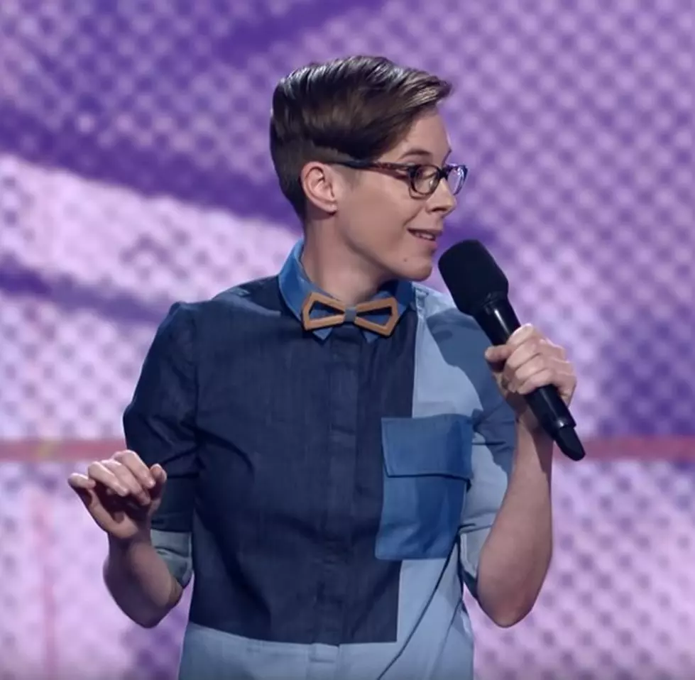 Comedian Deanne Smith Has A Strange Type