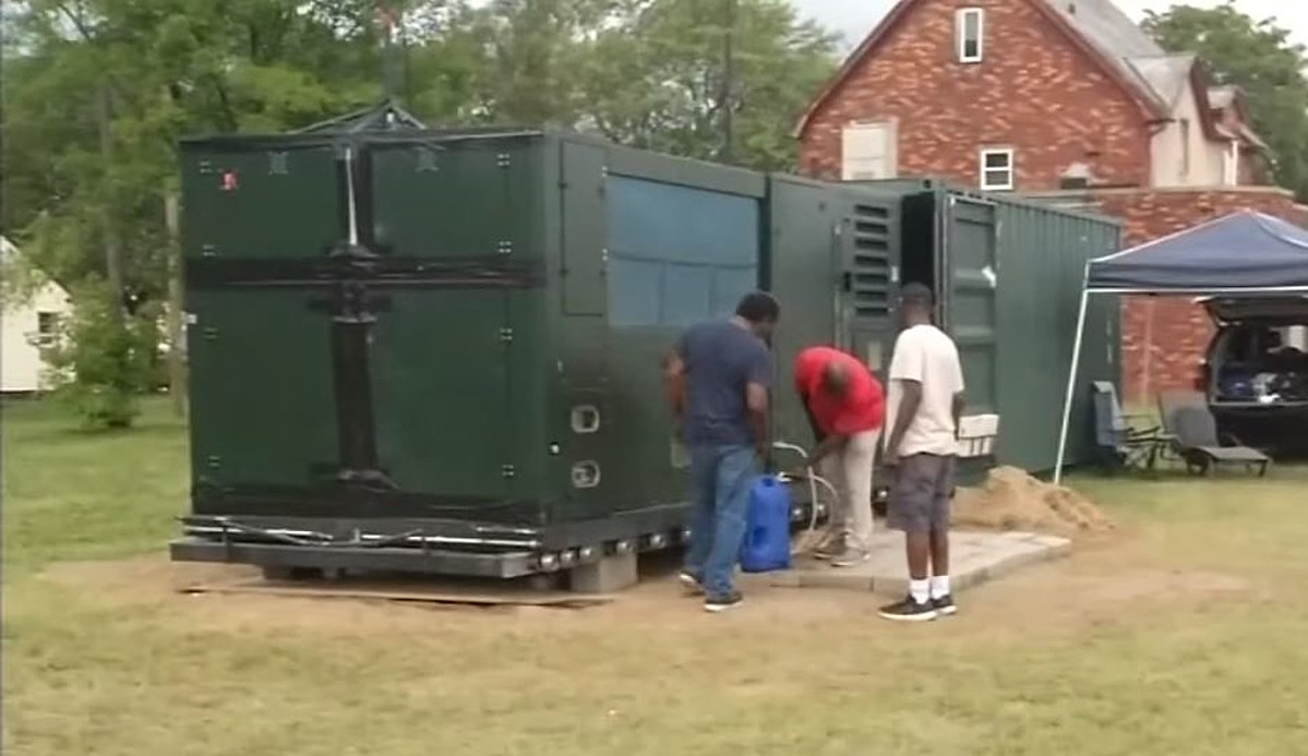 Green Machine That Makes Clean Water For Flint Was Vandalized - wkfr.com