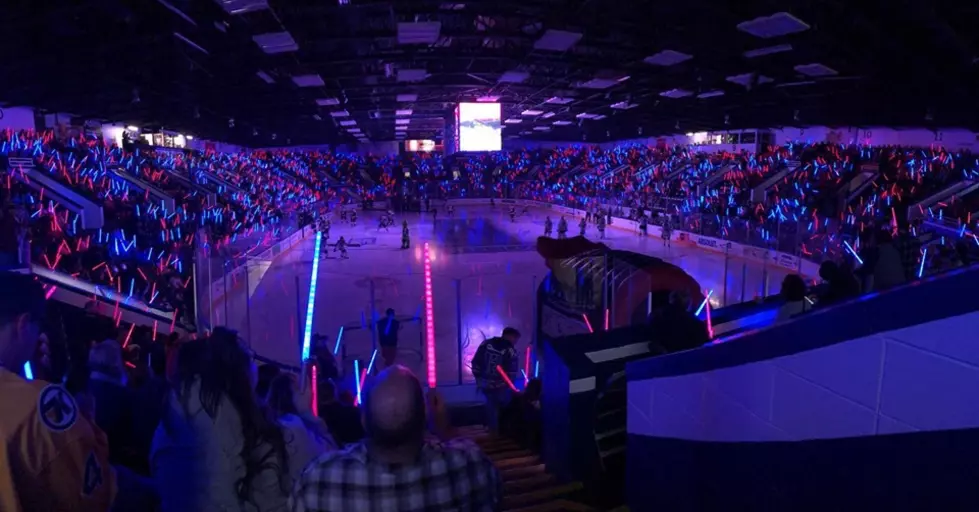 IT’S OFFICIAL! Kalamazoo Wings Have Broken A Guinness World Record