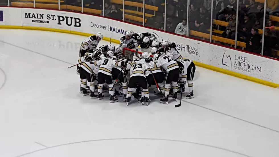 WMU Broncos Hockey Team Ranked Third; Highest Position Ever