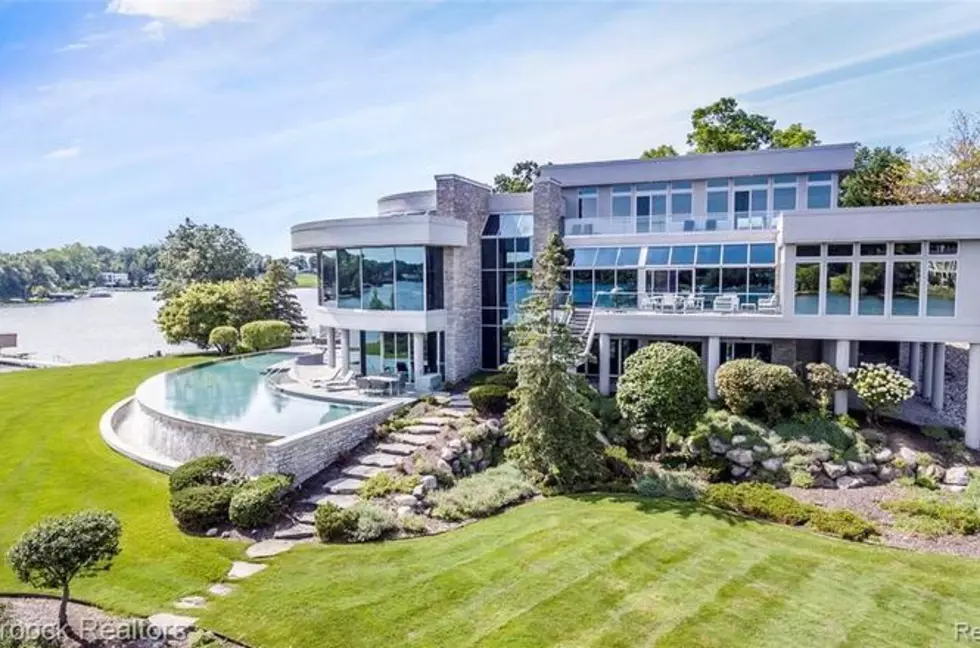 Lap of Luxury: Lions&#8217; QB Stafford&#8217;s Home Up For Sale