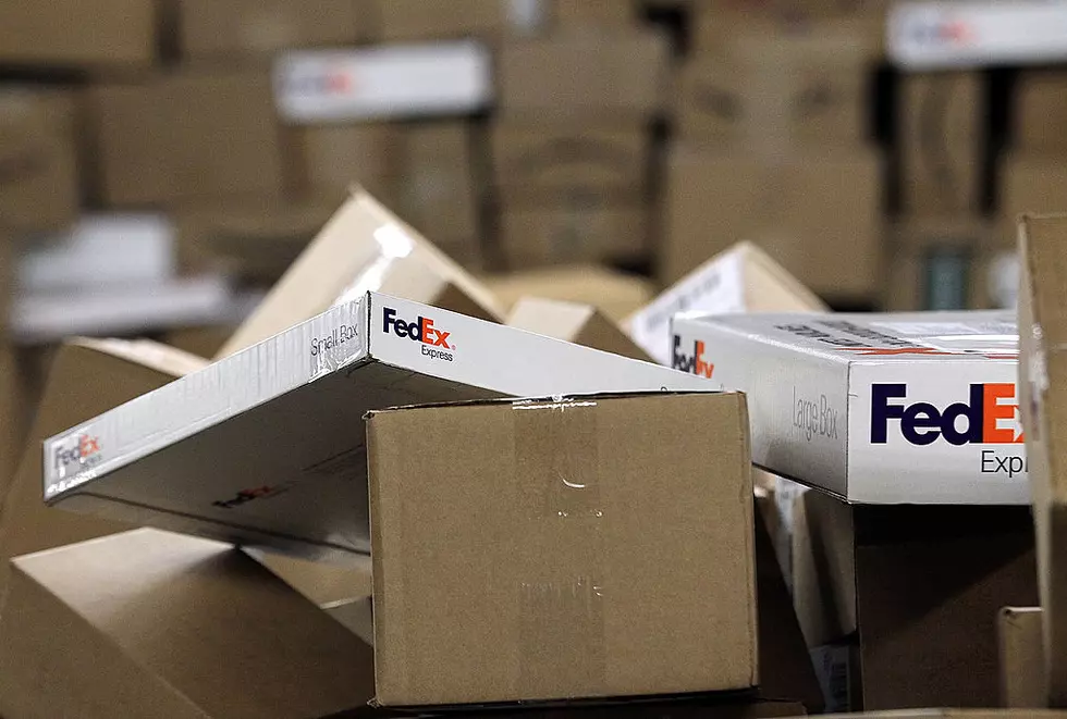 FedEx Truck Unknowingly Dumps Packages on an Indiana Interstate