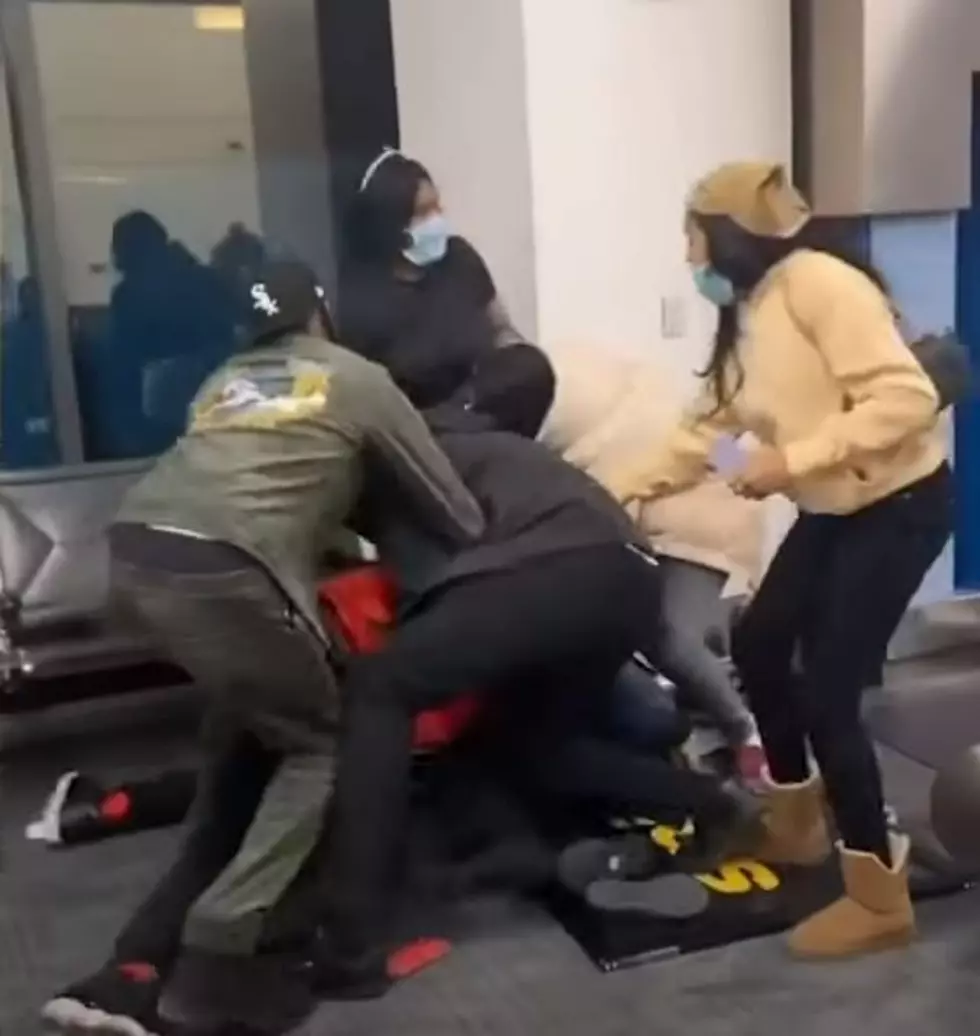 Shocking Video of Spirit Airlines Brawl in Detroit