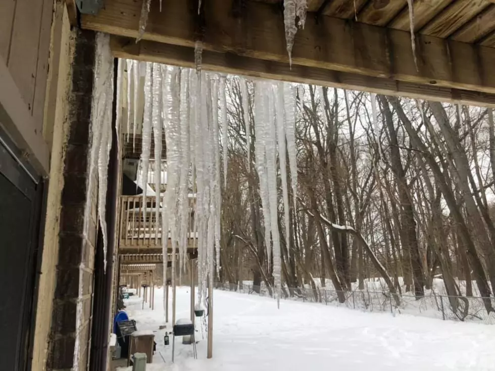 Pictures of Huge Icicles In Kalamazoo