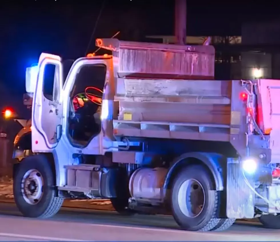 Truck Dumps Salt on Ohio Police During Chase