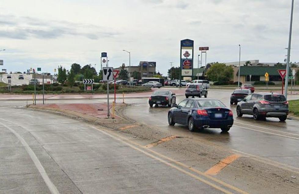 Naked Woman Spotted At Roundabout On Sprinkle Rd. In Kalamazoo