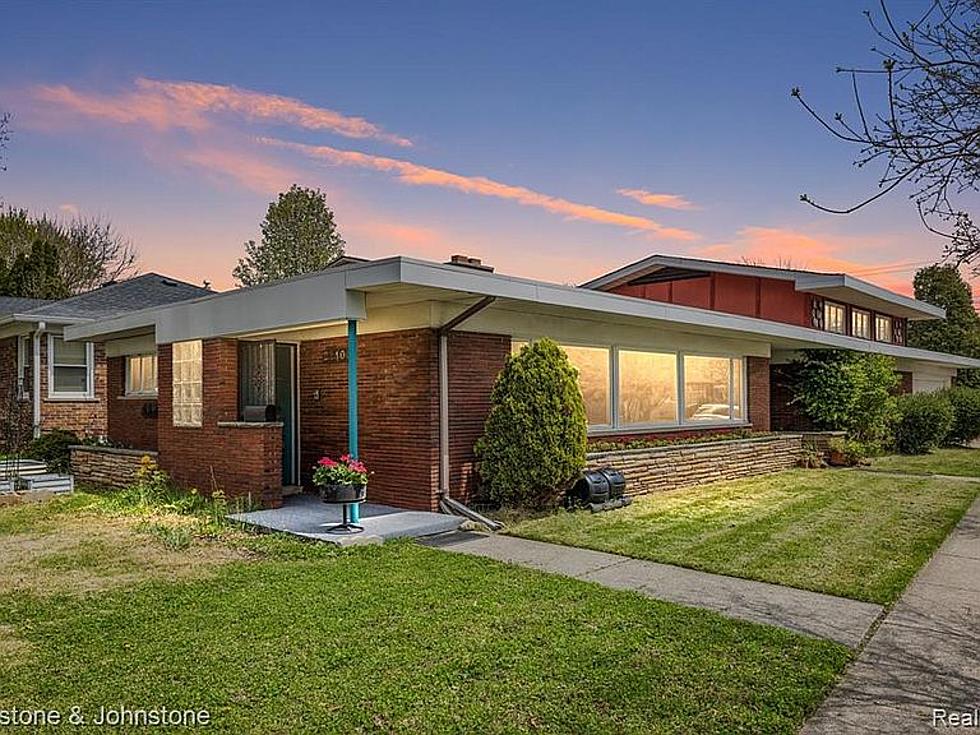 Love Time Capsules? You&#8217;ll Relish This 1950&#8217;s Michigan Home