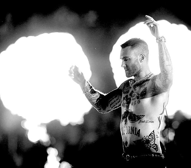 Adam Levine Totally Nude In New Video [WARNING NUDITY]
