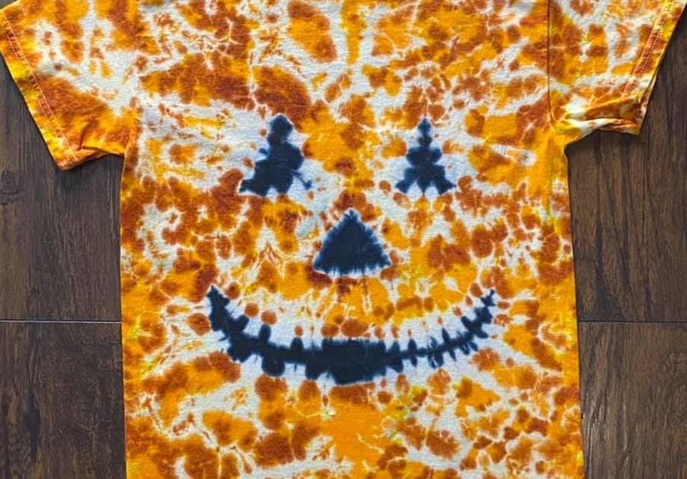 South Haven Woman Making Custom Halloween Tie-Dye Shirts As Kitty’s Artwork